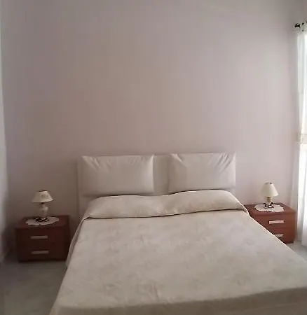 A Fronte Mare Appartement *