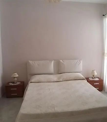 A Fronte Mare Apartment *